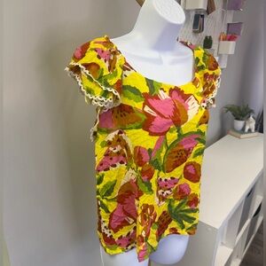 NWT C&C California Vibrant Floral Lace Top Size small